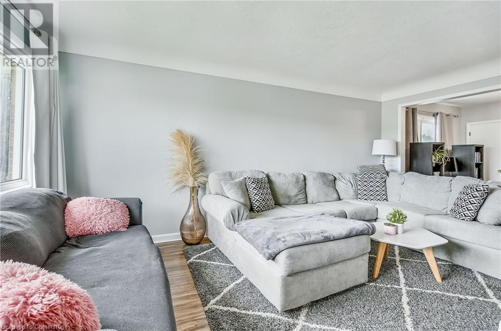 Photo 12 of 379 East 18th Street, Hamilton ON