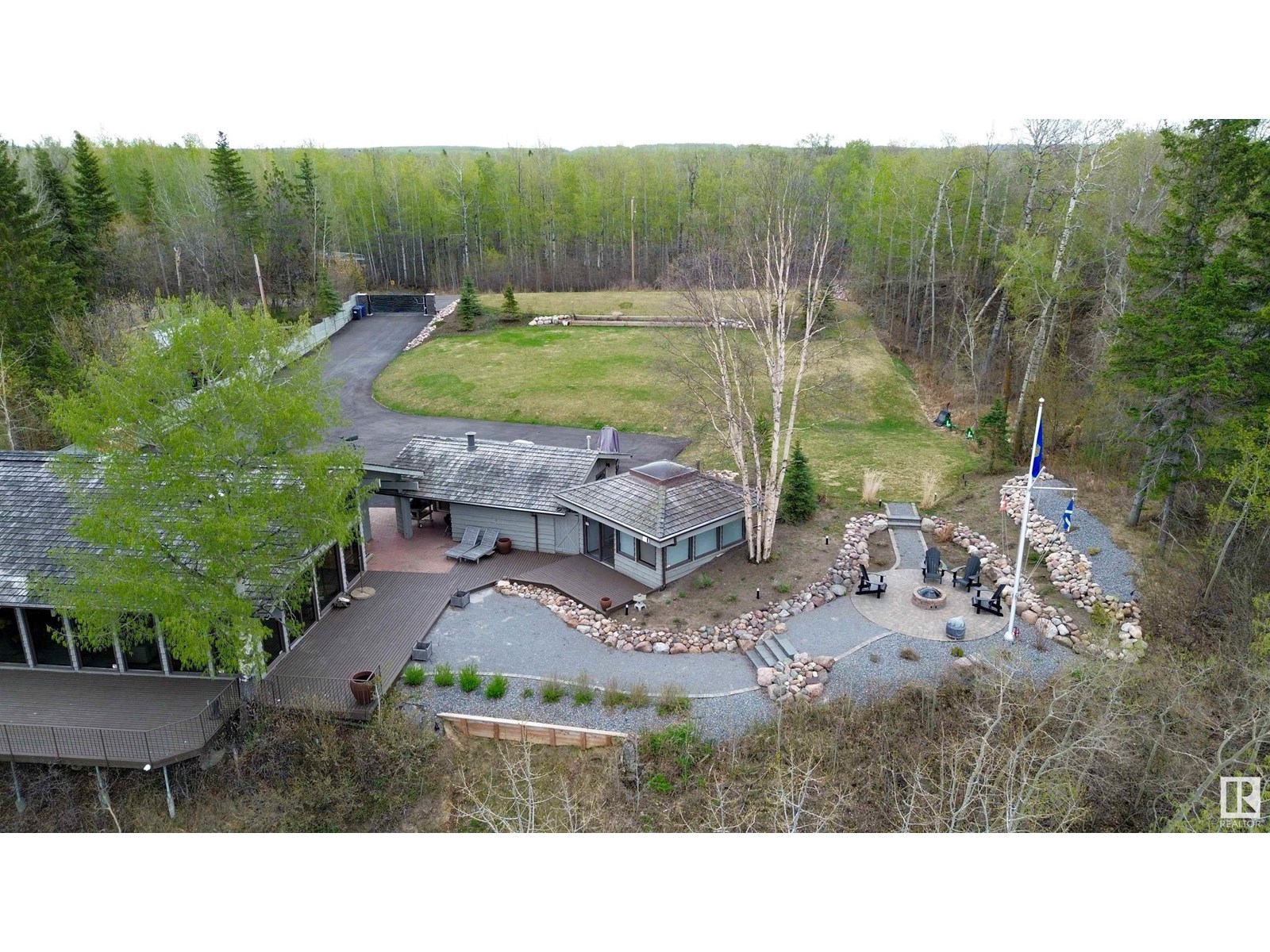 Photo 1 of 139 Silver Beach Rd, Rural Wetaskiwin County AB