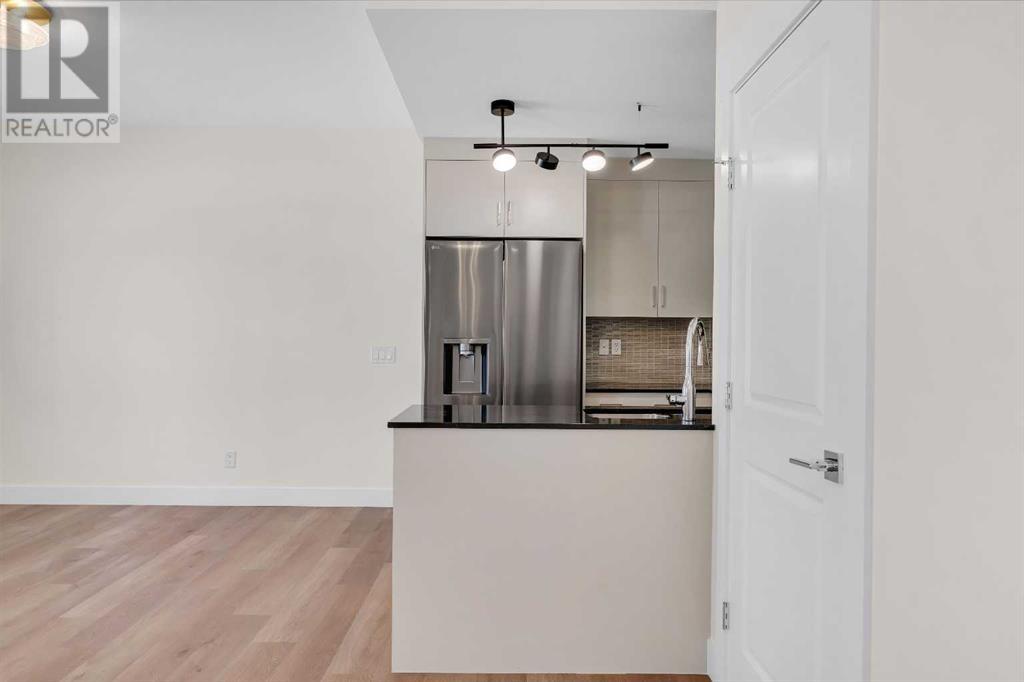 Single Family House for Sale in  West Coach Manor SW West Springs Calgary 