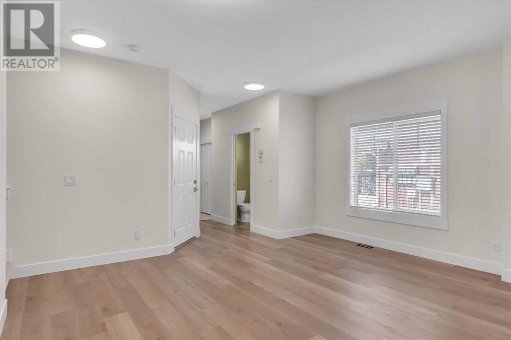 Single Family House for Sale in  West Coach Manor SW West Springs Calgary 