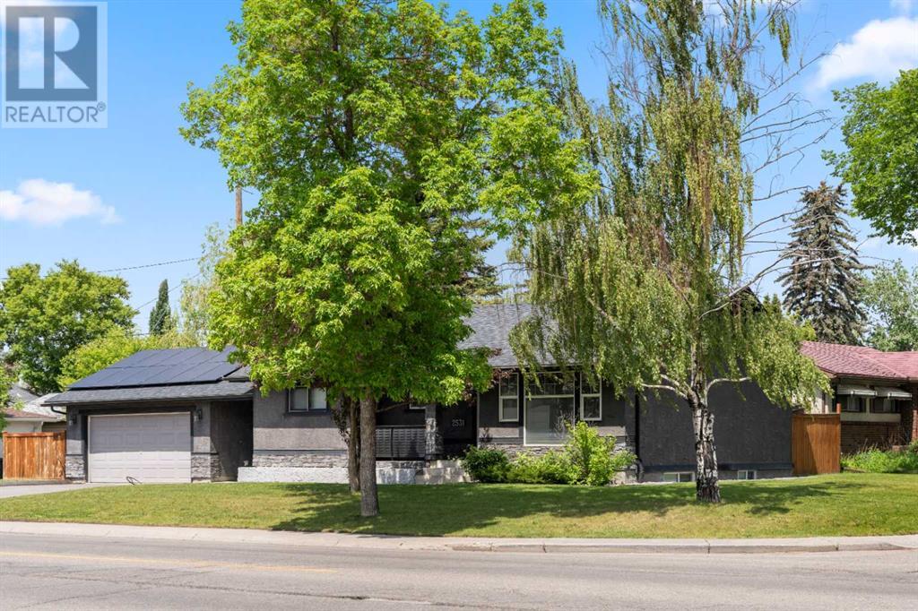 Single Family House Bungalow for Sale in  Southwood Drive SE Southview Calgary 