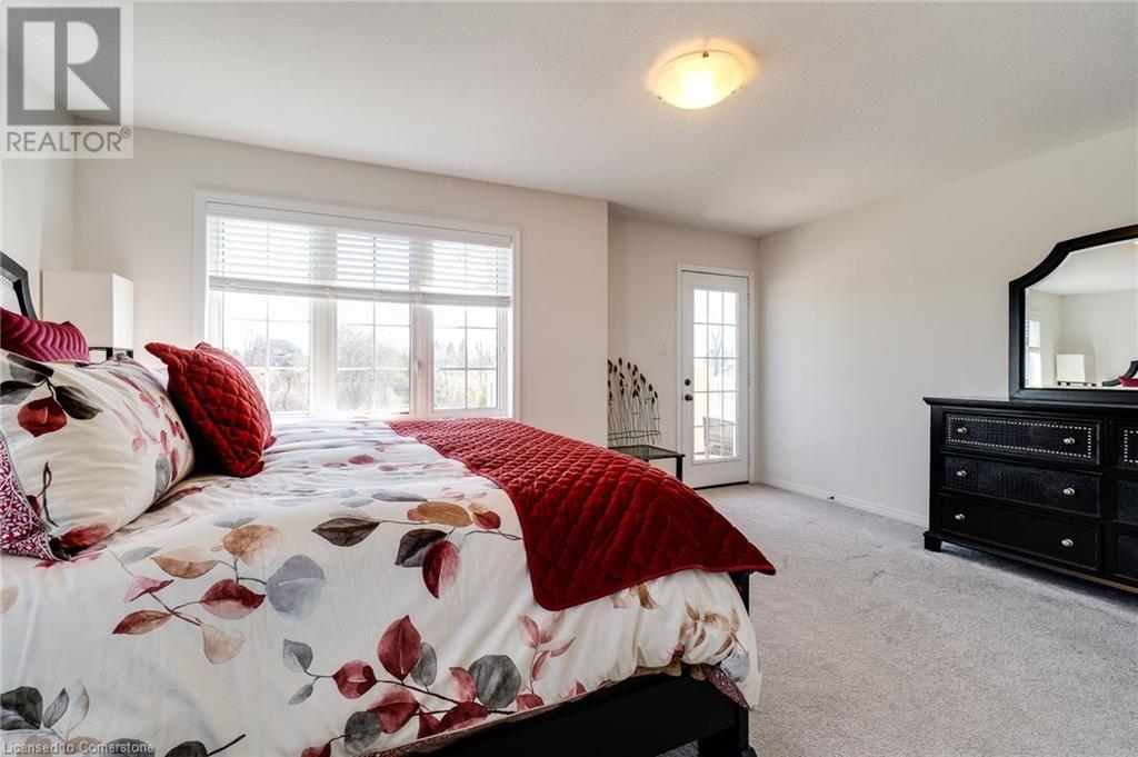 Photo 32 of 230 English Lane, Brantford ON