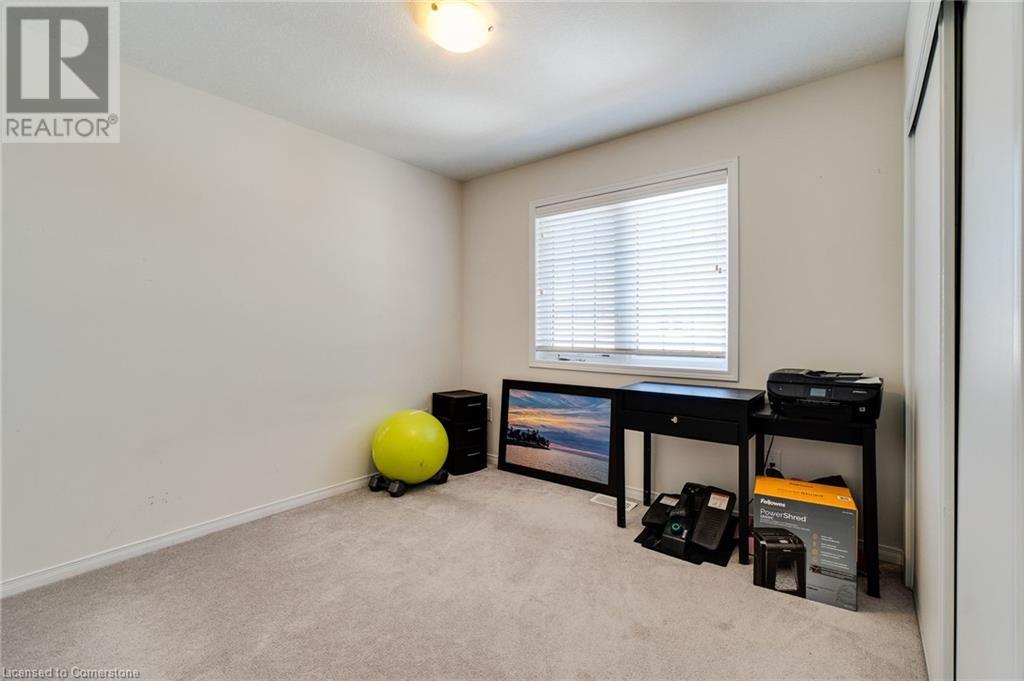 Photo 17 of 230 English Lane, Brantford ON
