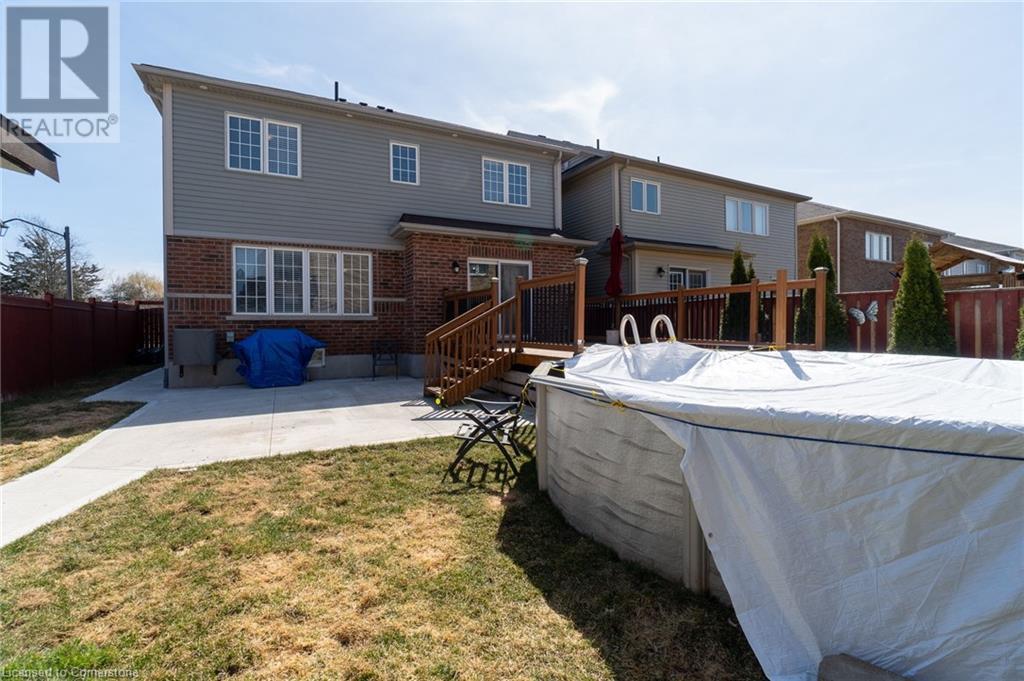 Photo 27 of 230 English Lane, Brantford ON
