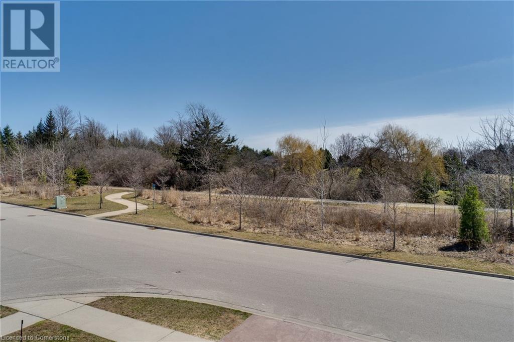 Photo 37 of 230 English Lane, Brantford ON