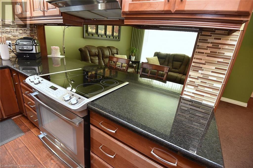 Photo 19 of 100 Whitney Avenue, Hamilton ON