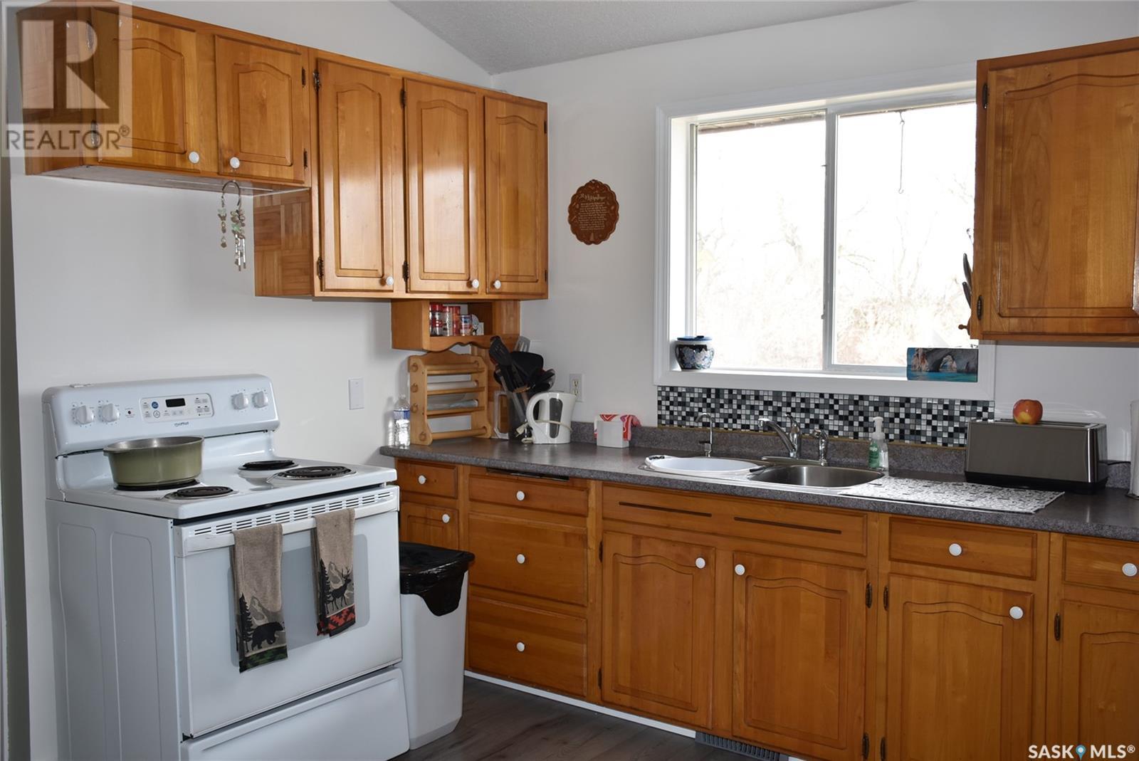 Photo 10 of Racine Acreage, Abernethy Rm No 186 SK