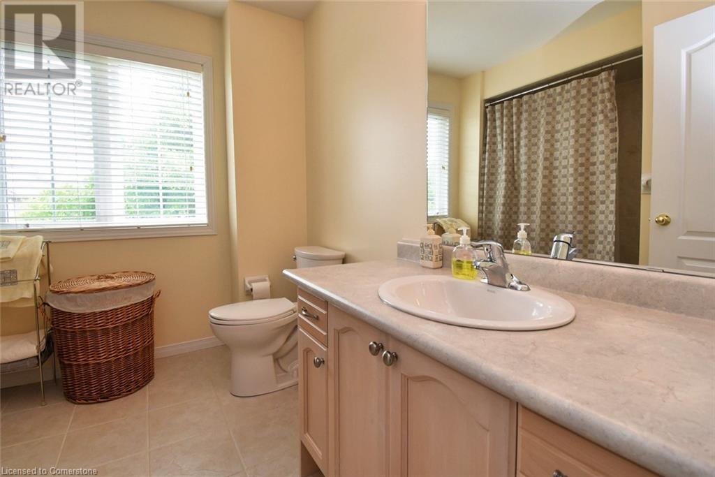 Photo 14 of 7 Southside Place Unit 49, Hamilton ON