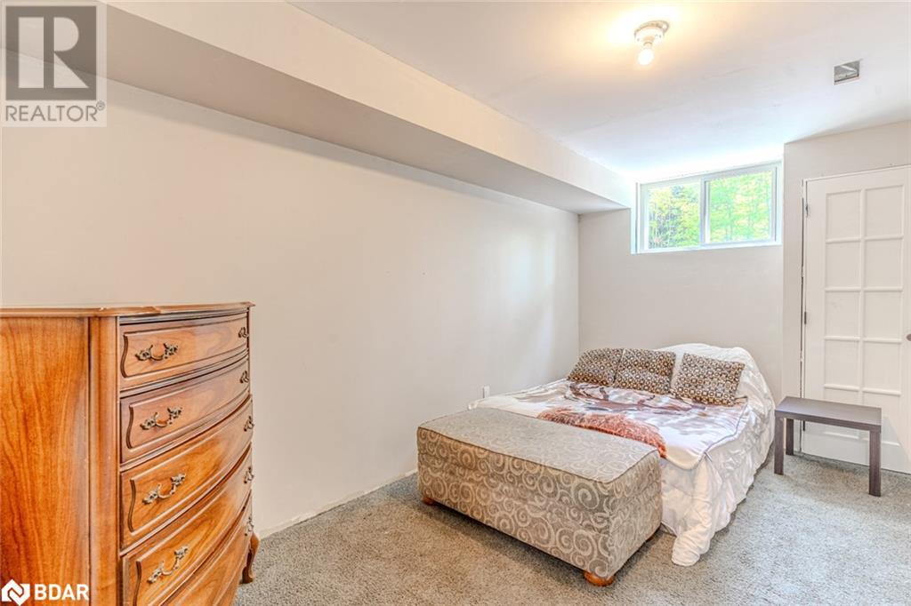 Photo 20 of 134 Spruce Street, Tiny ON