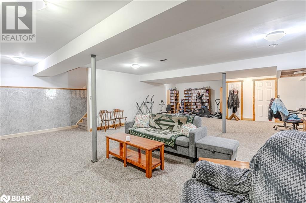 Photo 4 of 134 Spruce Street, Tiny ON