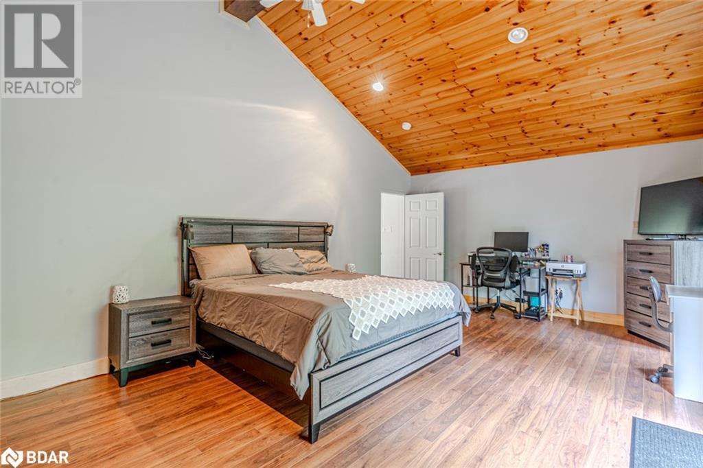 Photo 21 of 134 Spruce Street, Tiny ON