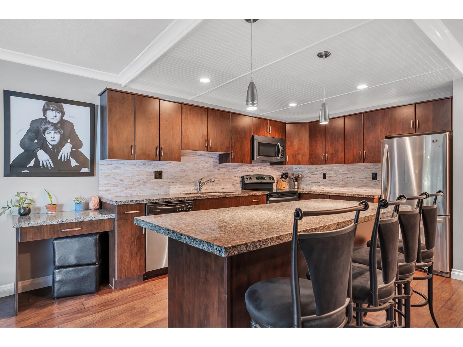 209 1273 MERKLIN STREET, White Rock