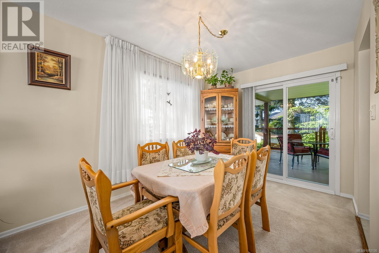 Photo 15 of 995 Mantle Dr, Courtenay BC