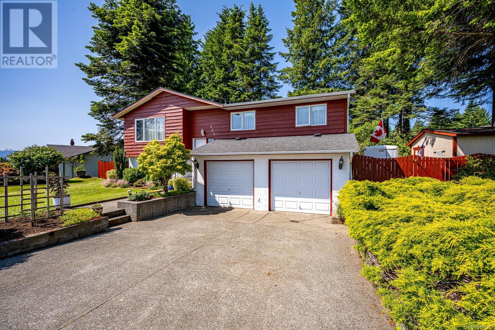 Photo 4 of 995 Mantle Dr, Courtenay BC