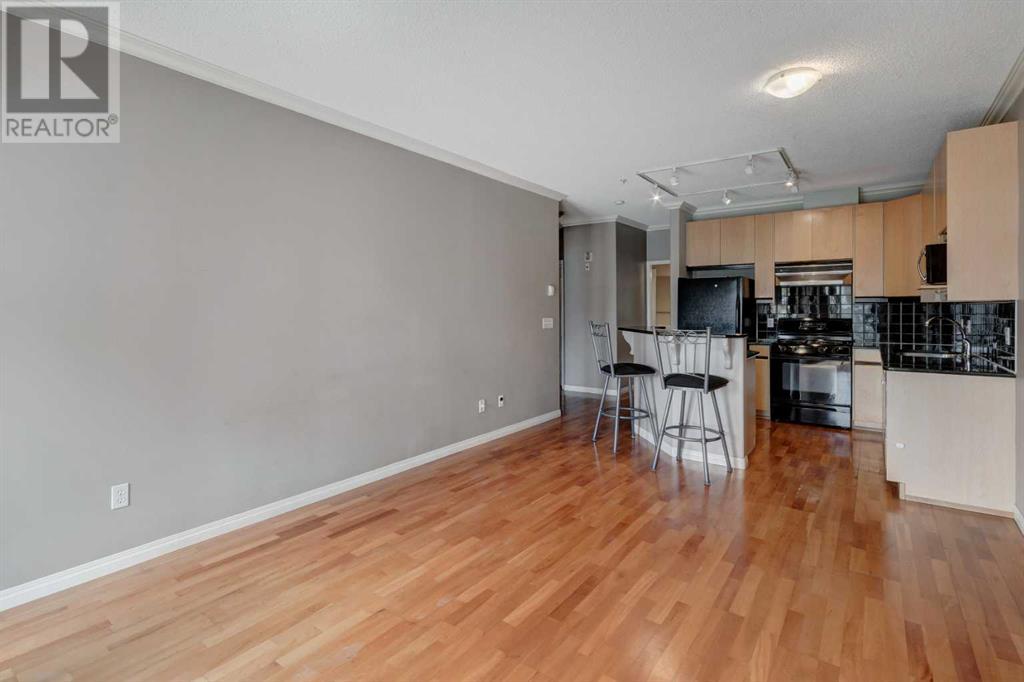 Single Family House for Sale in    Avenue SW Beltline Calgary 