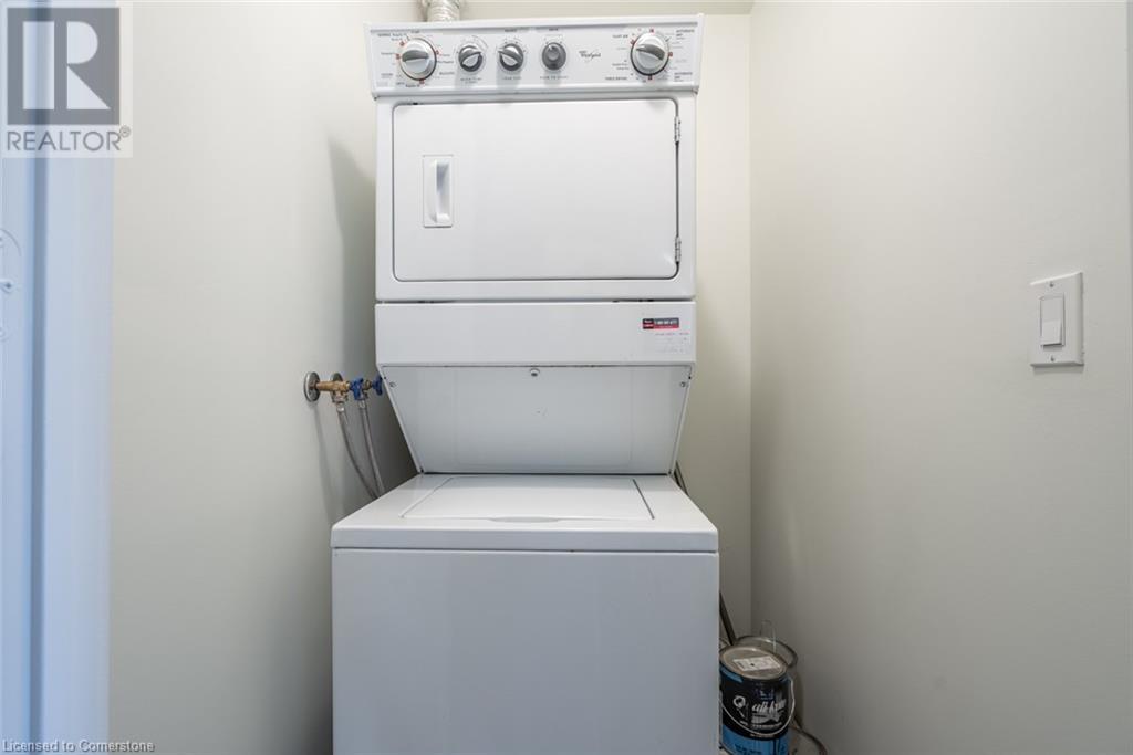 Photo 8 of 330 Burnhamthorpe Road W Unit Ph 5, Mississauga ON