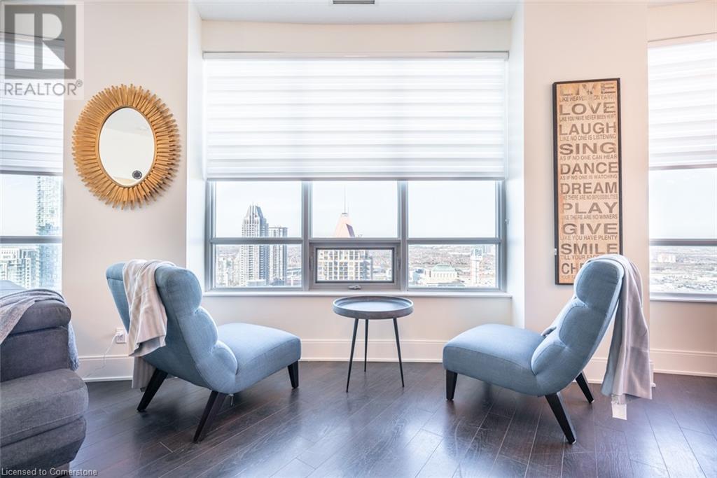 Photo 12 of 330 Burnhamthorpe Road W Unit Ph 5, Mississauga ON