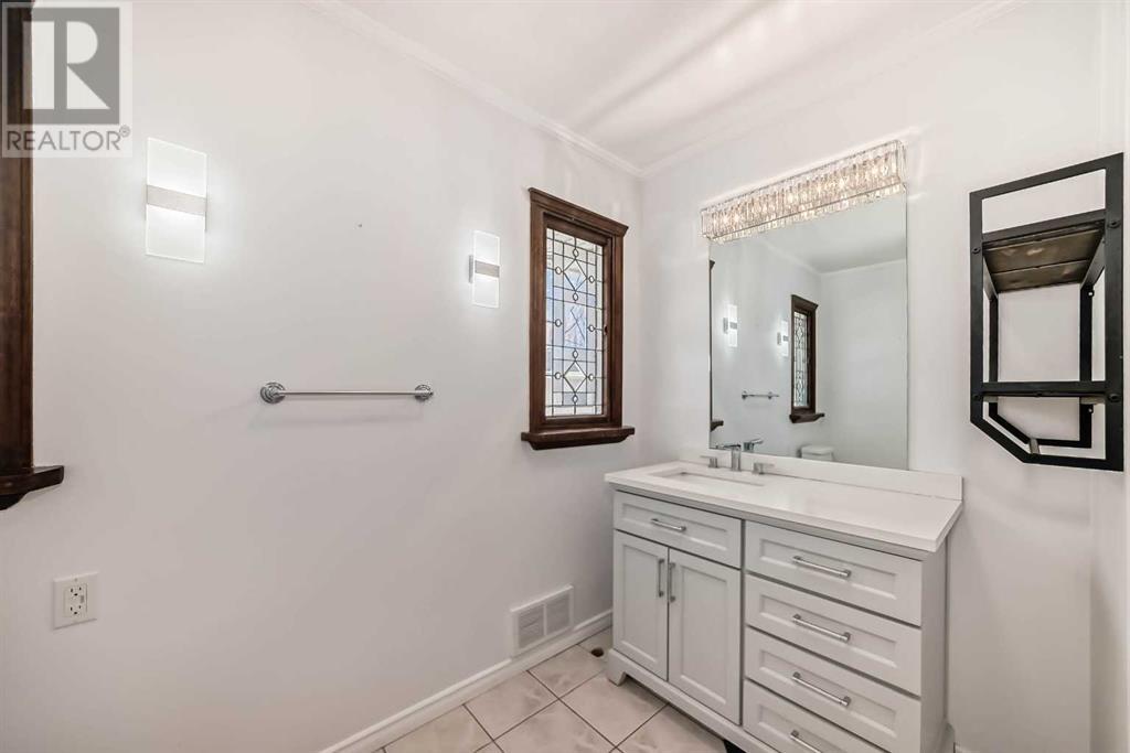 Single Family House Bungalow for Sale in  Glenmount Crescent SW Glendale Calgary 