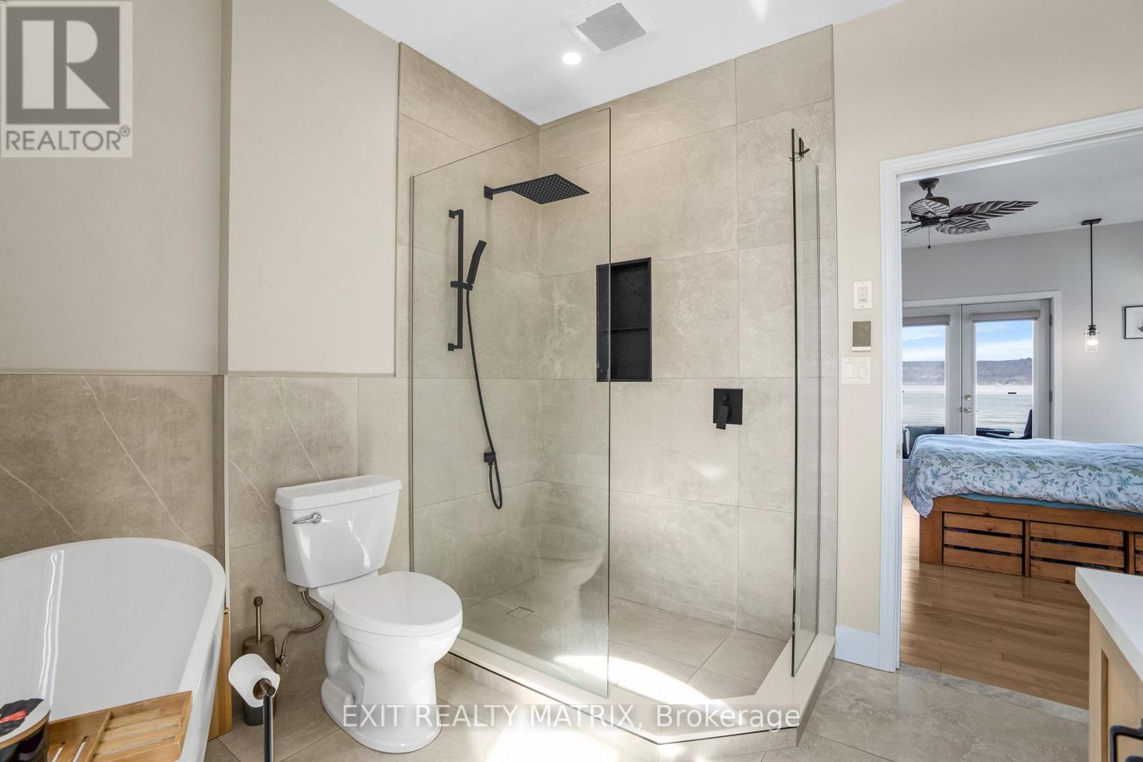 Photo 33 of 1624 Bay Road, Champlain ON