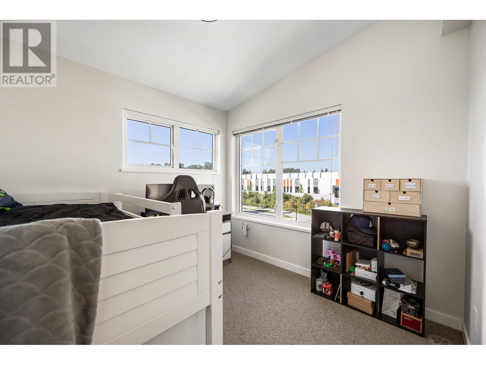 1 19451 SUTTON AVENUE, Pitt Meadows real estate listing R3014247