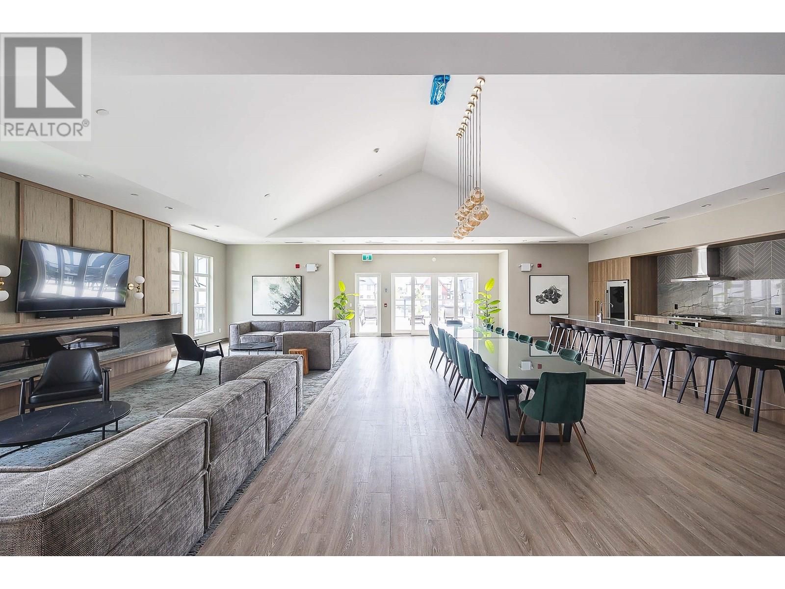 1 19451 SUTTON AVENUE, Pitt Meadows real estate listing R3014247