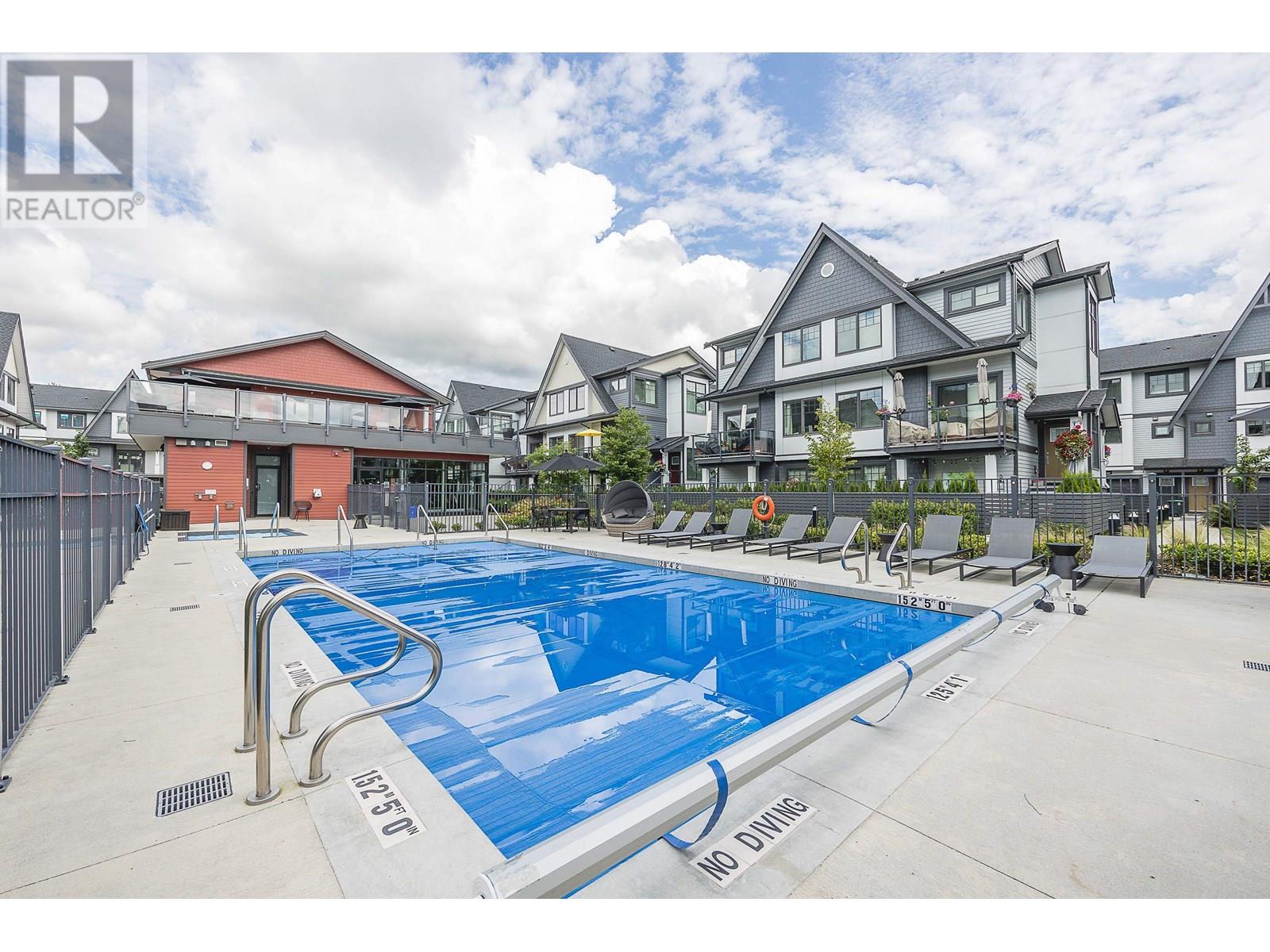1 19451 SUTTON AVENUE, Pitt Meadows real estate listing R3014247