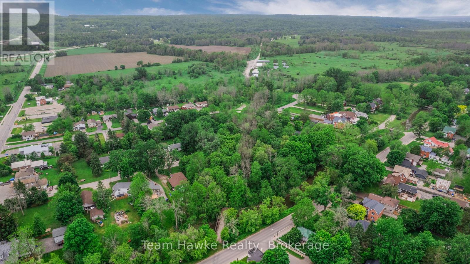 Photo 15 of 20 West Street, Severn ON