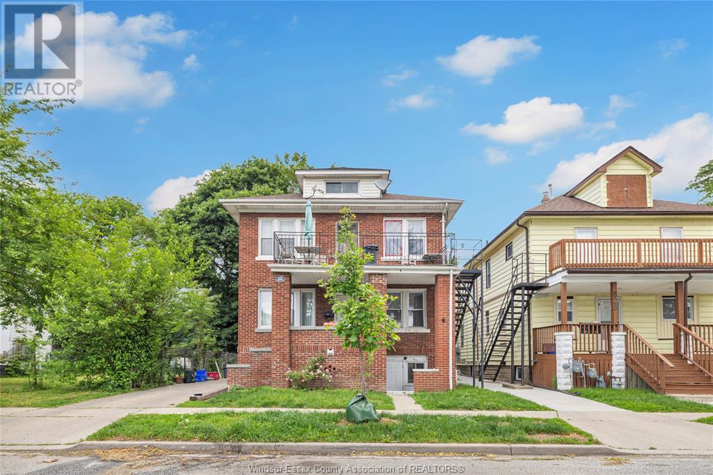 Photo 4 of 826 Jos Janisse Avenue, Windsor ON