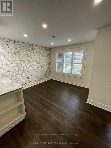 Single Family House for Sale in  BEVAN COURT Hamilton (Rosedale) 