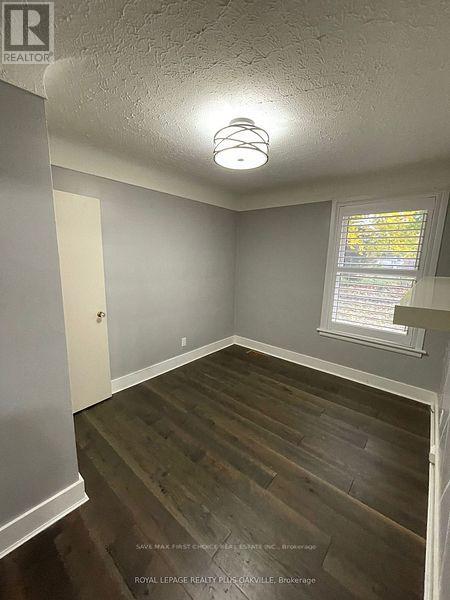 Single Family House for Sale in  BEVAN COURT Hamilton (Rosedale) 