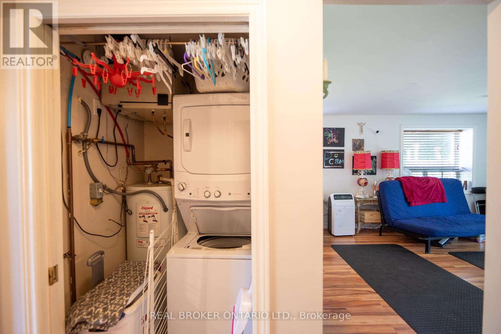 Photo 19 of 341 New Street, Edwardsburgh Cardinal ON
