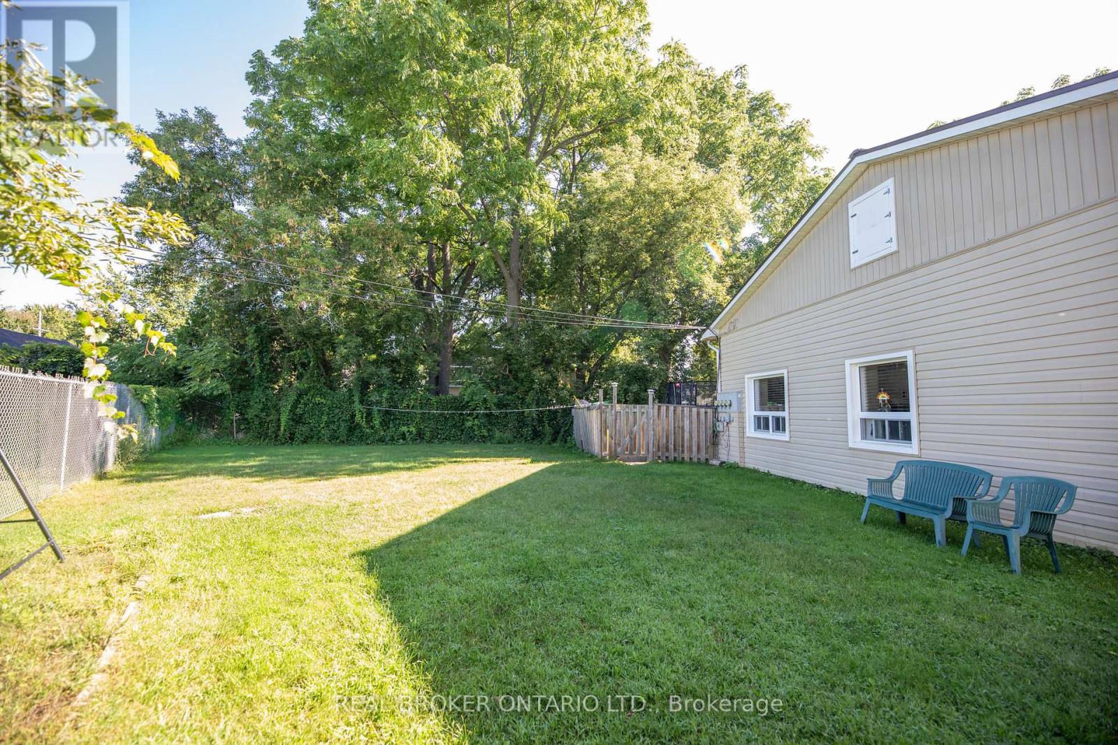 Photo 26 of 341 New Street, Edwardsburgh Cardinal ON