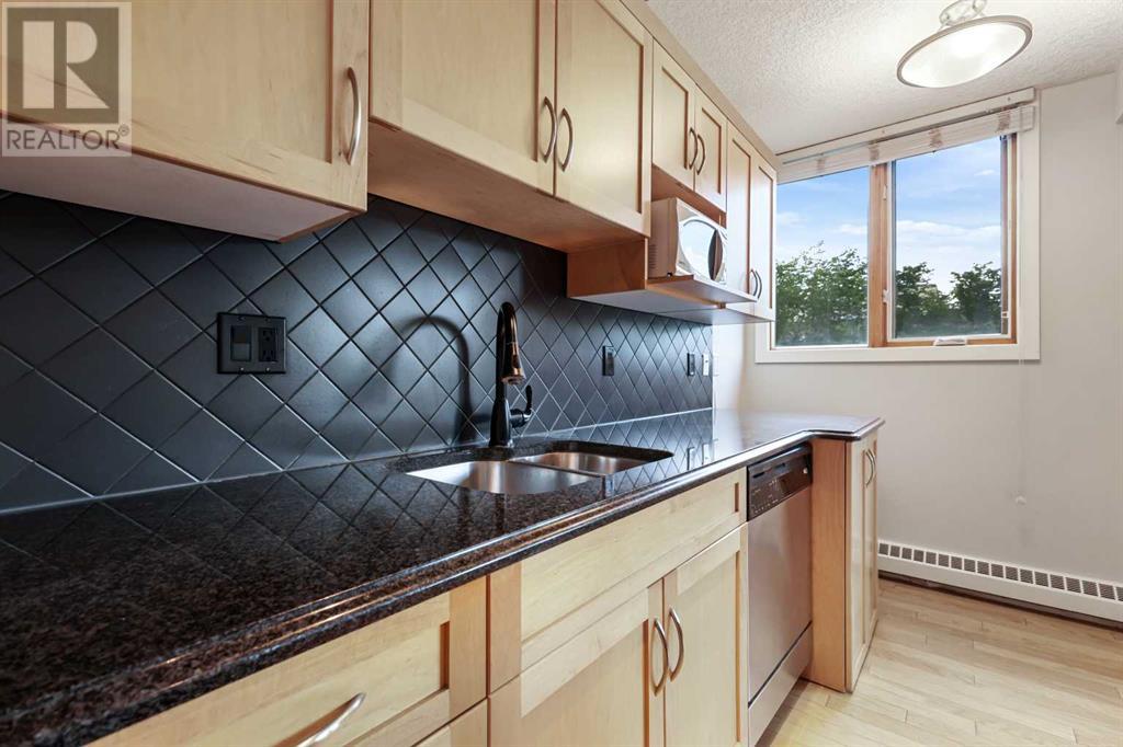 Single Family House for Sale in    Avenue SW Beltline Calgary 