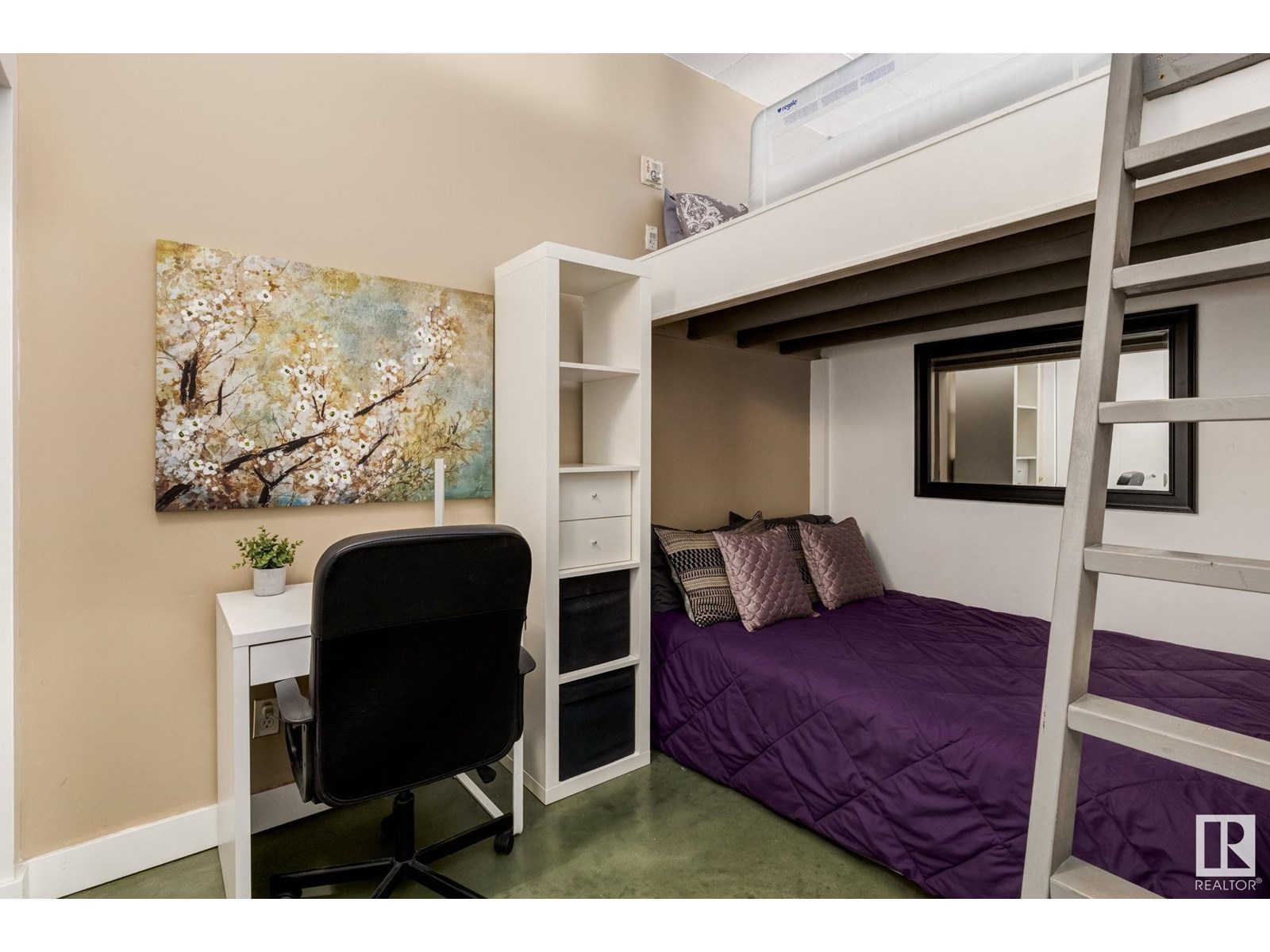 #510 10024 JASPER AV NW - 15