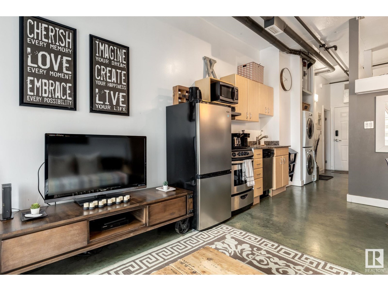 #510 10024 JASPER AV NW - 7