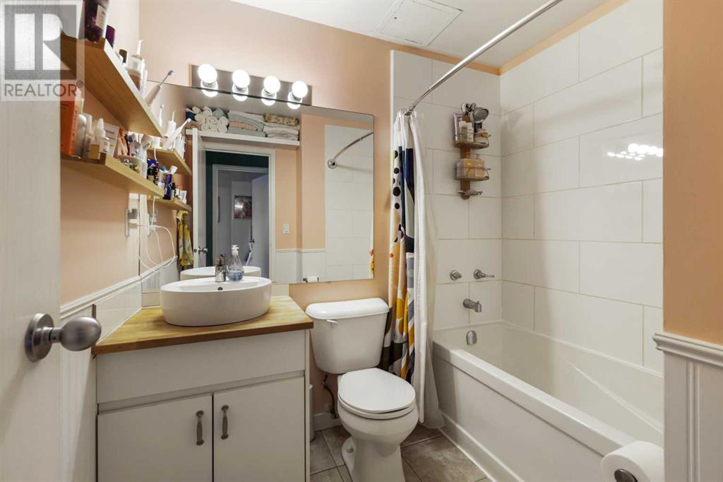 Single Family House for Sale in    Avenue SW Beltline Calgary 
