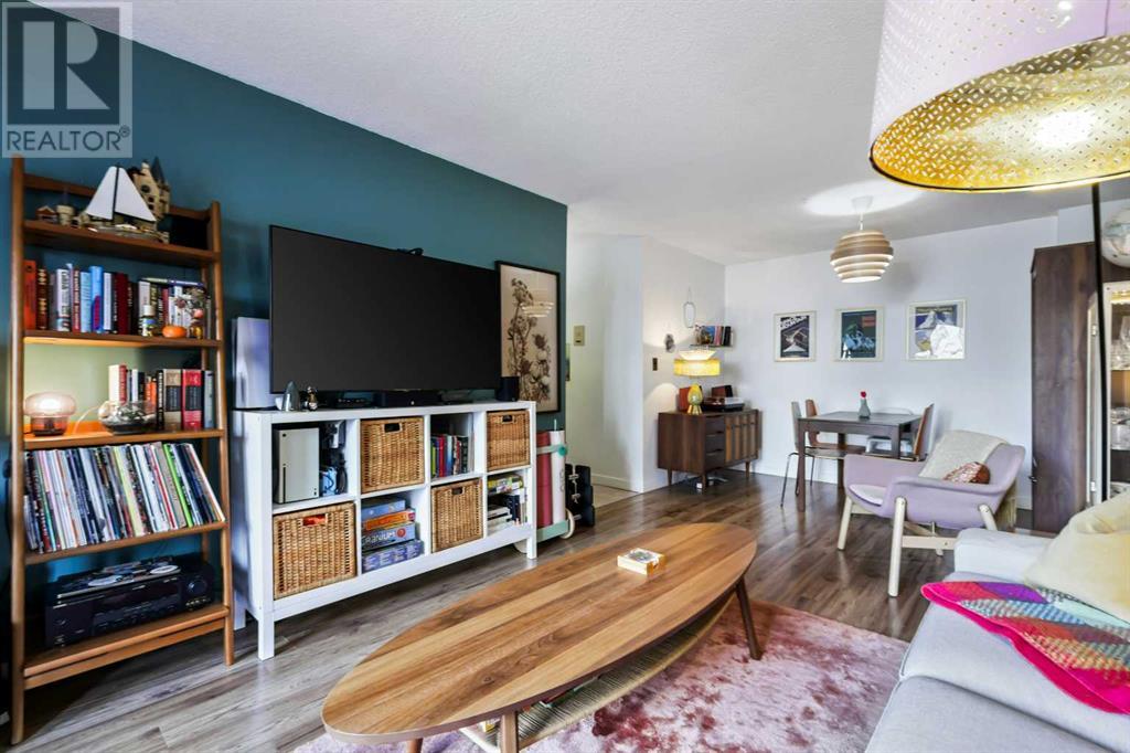 Single Family House for Sale in    Avenue SW Beltline Calgary 