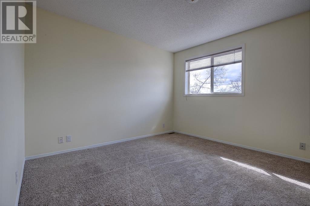 Single Family House 4 Level for Sale in  Millrose Place SW Millrise Calgary 