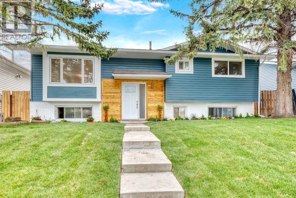 751 Rundleridge Drive NE, Calgary, Alberta