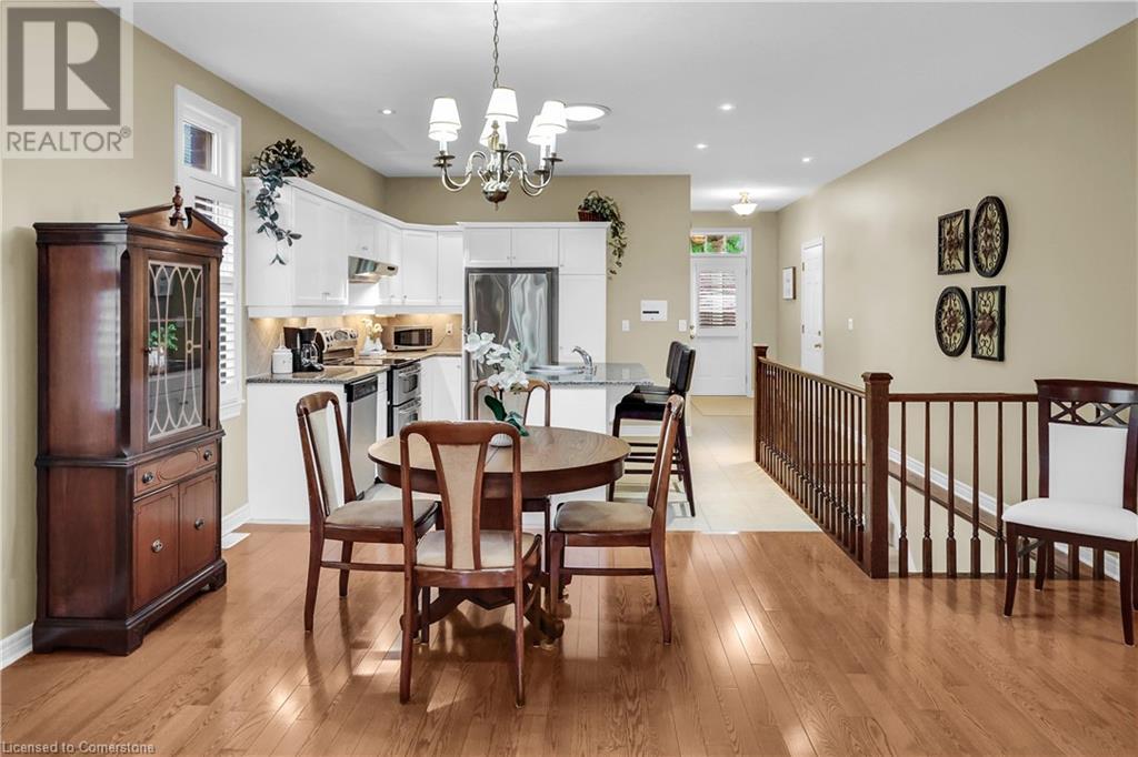 Photo 11 of 8 Muscat Drive Unit 4, Grimsby ON