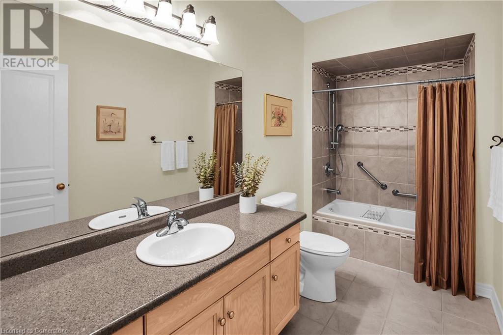 Photo 14 of 8 Muscat Drive Unit 4, Grimsby ON