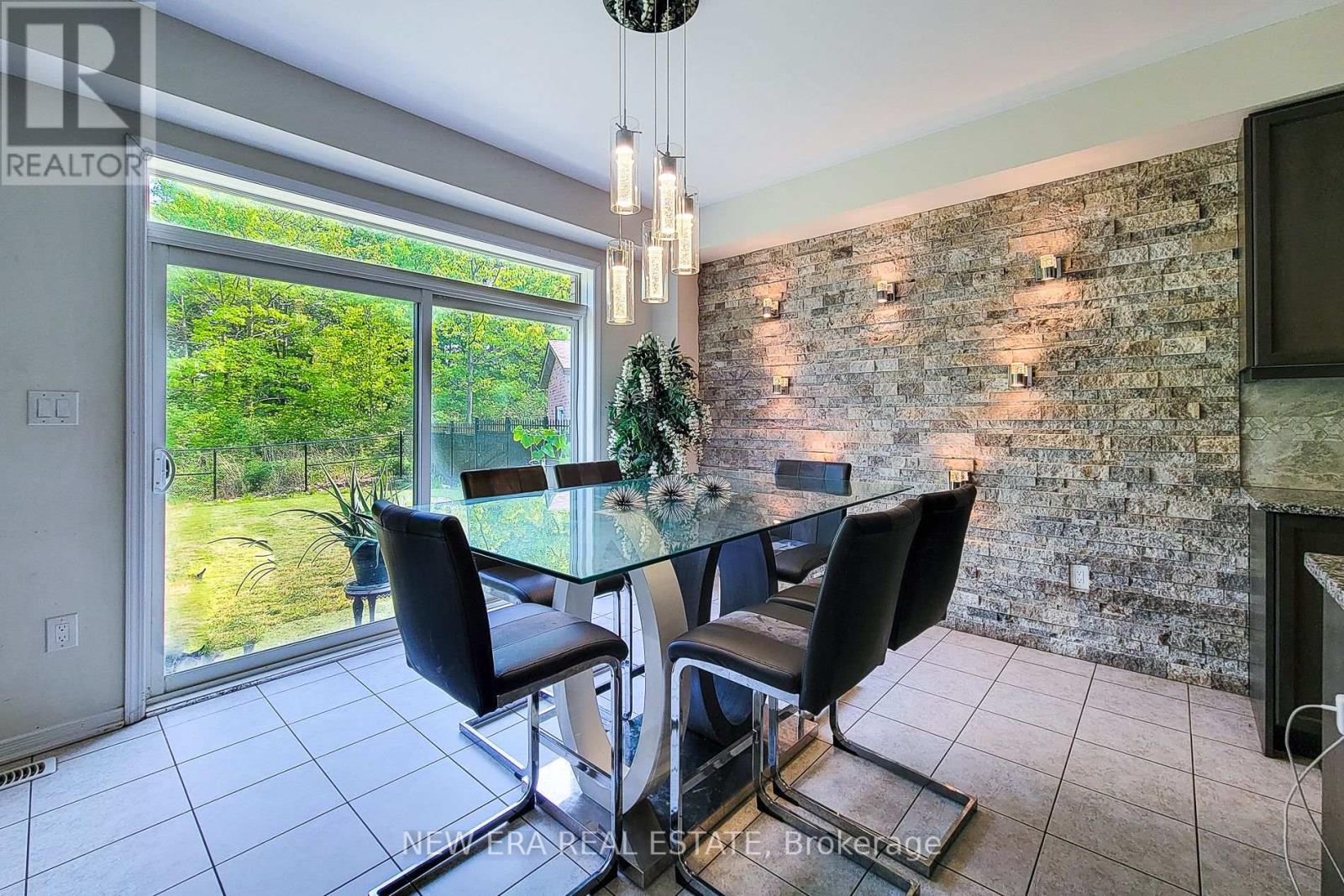 Photo 16 of 65 Cactus Crescent, Hamilton ON