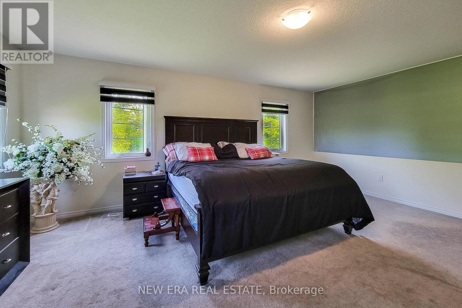 Photo 33 of 65 Cactus Crescent, Hamilton ON