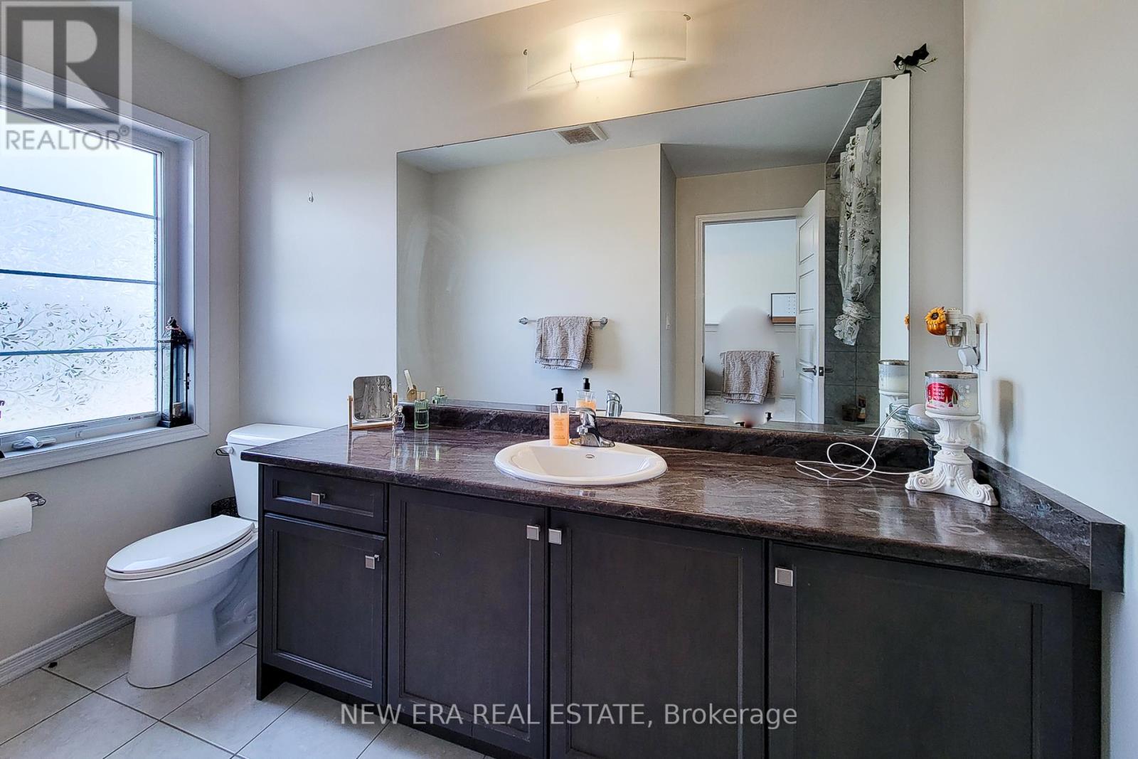 Photo 27 of 65 Cactus Crescent, Hamilton ON