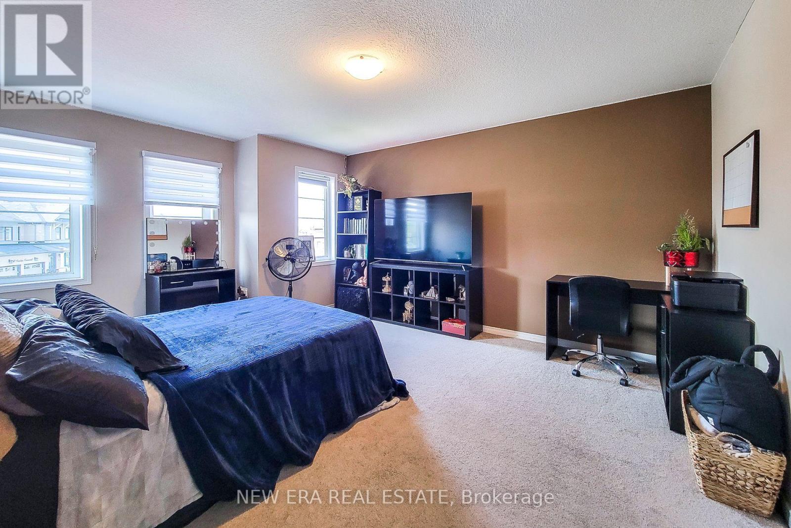 Photo 30 of 65 Cactus Crescent, Hamilton ON