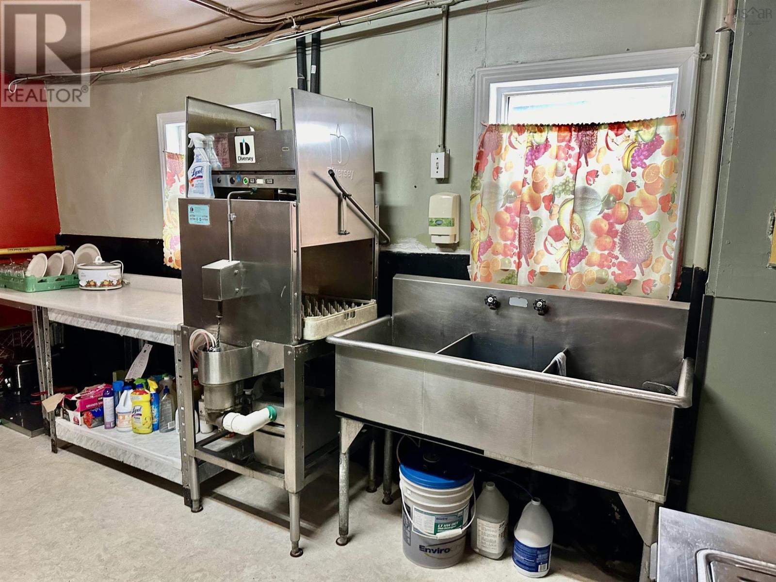 Property 28 of 29 of 510 Granville Street