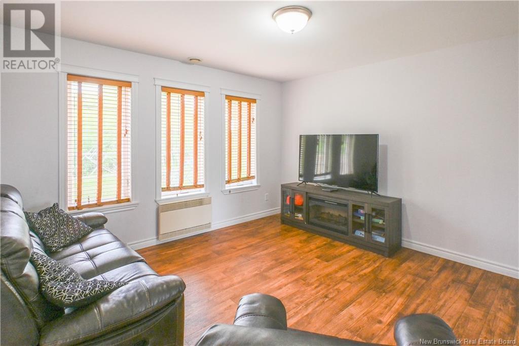 Photo 11 of 418 Wade Street, Tracadie NB