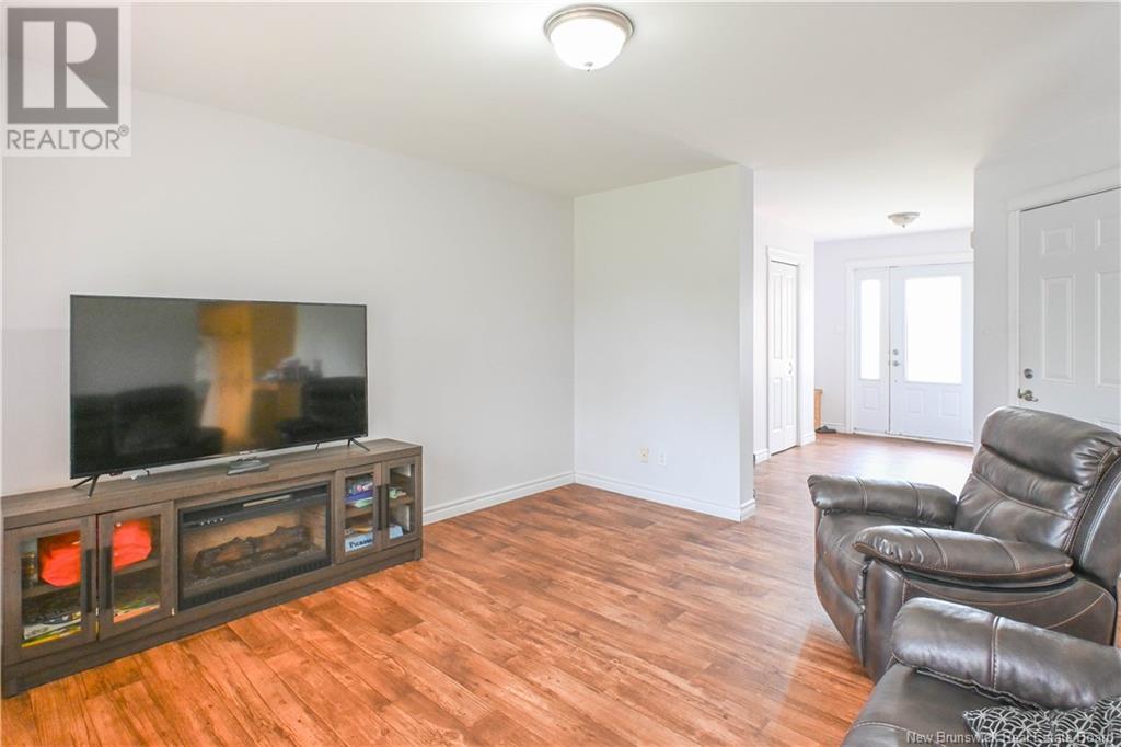 Photo 13 of 418 Wade Street, Tracadie NB