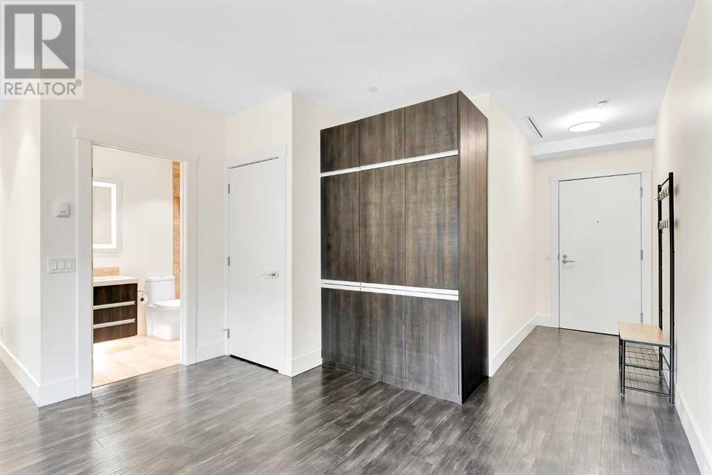 Single Family House for Sale in    Avenue NE Crescent Heights Calgary 