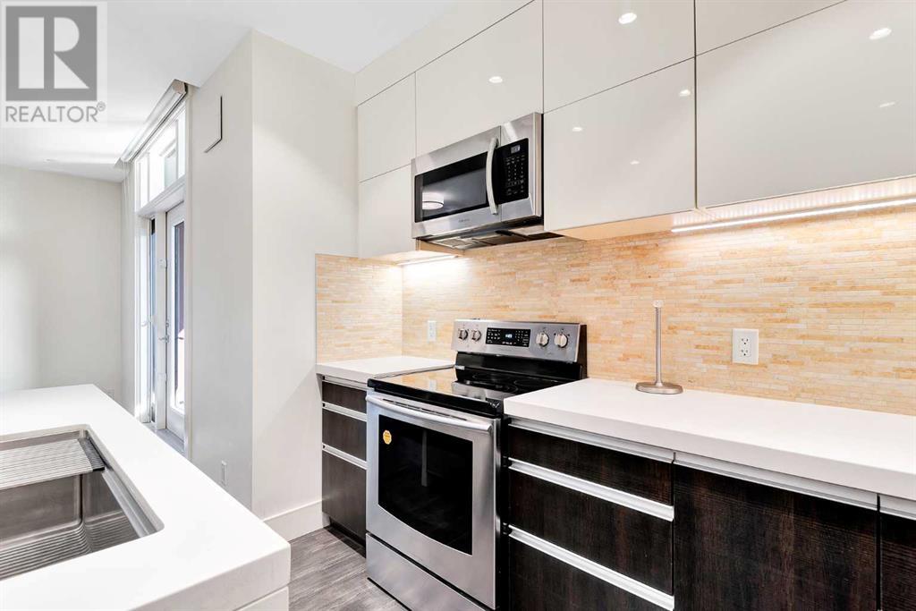 Single Family House for Sale in    Avenue NE Crescent Heights Calgary 